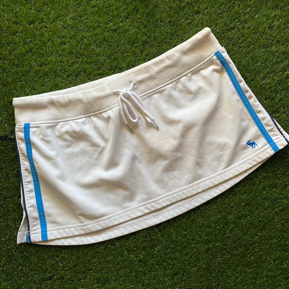 Abercrombie & Fitch mini skirt